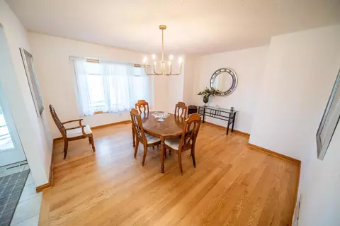 Dining - 7914 50th Ave NW, Oronoco, MN 55960 photo 3 of 4