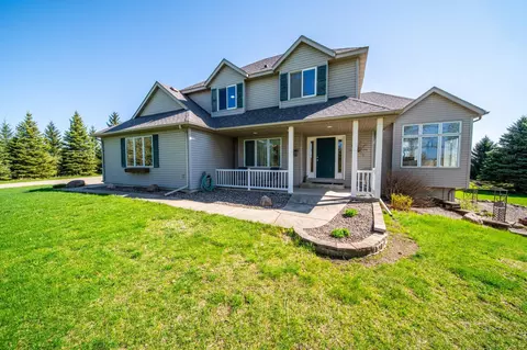 Exterior - 7914 50th Ave NW, Oronoco, MN 55960 photo 13 of 17