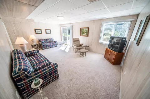 Living - 7914 50th Ave NW, Oronoco, MN 55960 photo 6 of 6