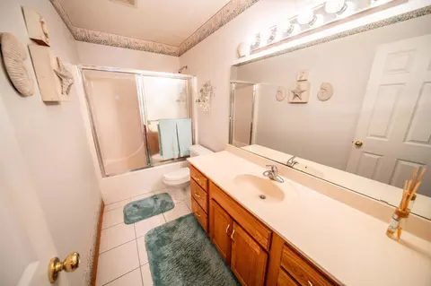 Bath - 7914 50th Ave NW, Oronoco, MN 55960 photo 6 of 7