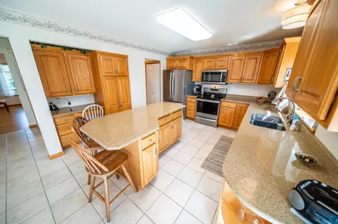 Kitchen - 7914 50th Ave NW, Oronoco, MN 55960 photo 5 of 5