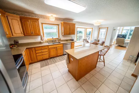Kitchen - 7914 50th Ave NW, Oronoco, MN 55960 photo 2 of 5