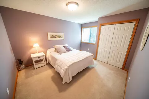 Bedroom - 7914 50th Ave NW, Oronoco, MN 55960 photo 7 of 12