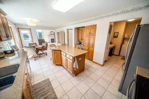 Kitchen - 7914 50th Ave NW, Oronoco, MN 55960 photo 3 of 5