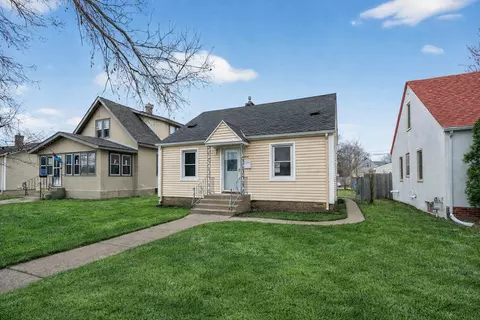 4810 Dupont Ave N, Minneapolis, MN 55430