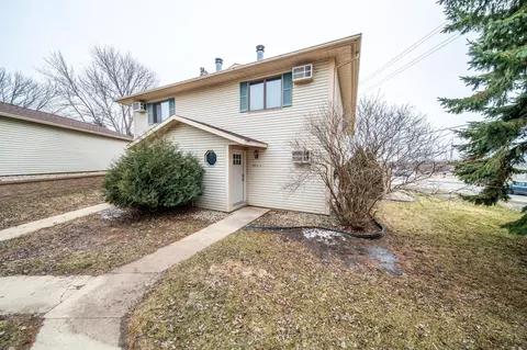 5504 26th Ave NW UNIT D, Rochester, MN 55901
