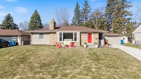 3609 York Ave N, Robbinsdale, MN 55422