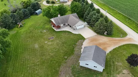 72329 320th St, Racine, MN 55967