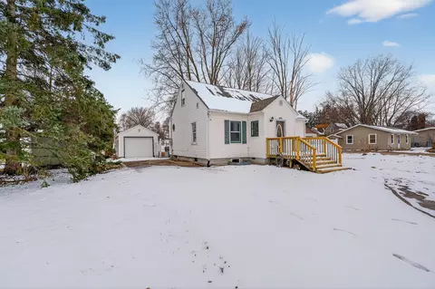 440 W 1st St, Rush City, MN 55069