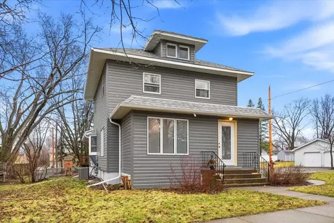 1060 Franklin St, Baldwin, WI 54002