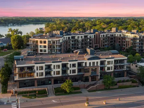 4201 Sunset Dr #N515, Spring Park, MN 55384