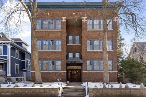 666 Lincoln Ave #B, Saint Paul, MN 55105