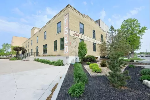210 11th St N #104, Fargo, ND 58102