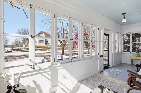 127 4th Ave SW, Faribault, MN 55021 photo 4