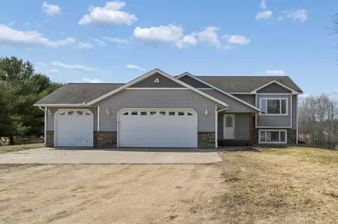 891 170th Ave, New Richmond, WI 54017