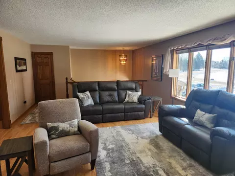 Living - 2174 232nd St, Saint Augusta, MN 56301 photo 2 of 6