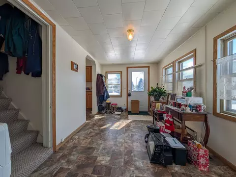 Entry Way - 323 3rd Ave NW, Perham, MN 56573 photo 2 of 4