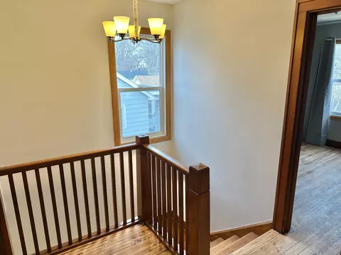 Entry Way - 623 E 6th St, Albert Lea, MN 56007 photo 3 of 3