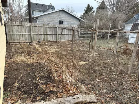 Exterior - 623 E 6th St, Albert Lea, MN 56007 photo 6 of 6