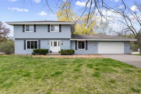 2755 Olive Ln N, Plymouth, MN 55447
