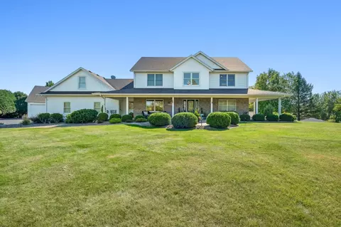 9520 Scott St, Greenfield, MN 55373