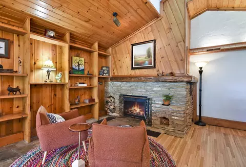 Living - 6575 145th St E, Northfield, MN 55057 photo 1 of 6