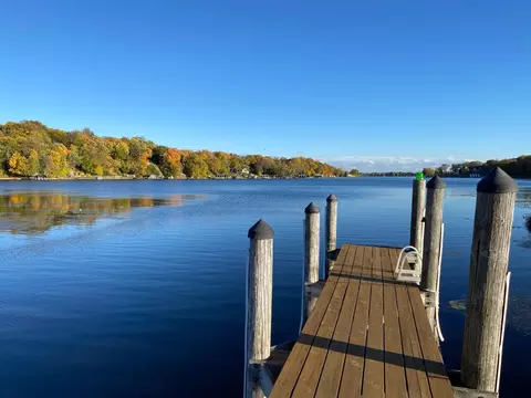 440 N Arm Dr, Mound, MN 55364