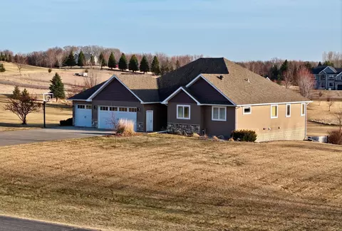 23672 Highland Trl, Fergus Falls, MN 56537
