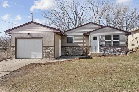 531 Hazel St N, Saint Paul, MN 55119
