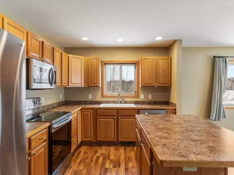 Kitchen - 15273 Clearview Ln, Brainerd, MN 56401 photo 2 of 2