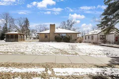 4201 40th Ave N, Robbinsdale, MN 55422