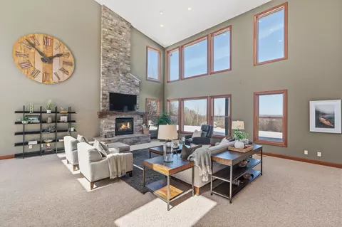 1150 105th St E, Inver Grove Heights, MN 55077