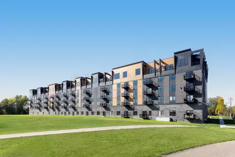 505 Oak St N #506, Fargo, ND 58102