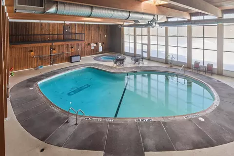 450 Ford Rd #313, Saint Louis Park, MN 55426