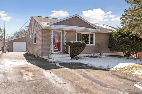 1726 Hyacinth Ave E, Saint Paul, MN 55106