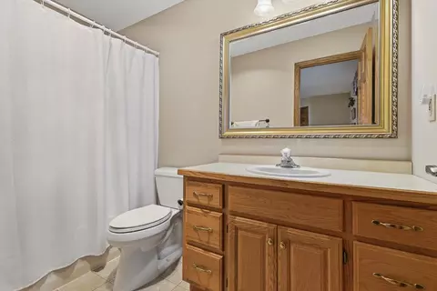 Bath - 610 Deschepper St, Marshall, MN 56258 photo 1 of 4