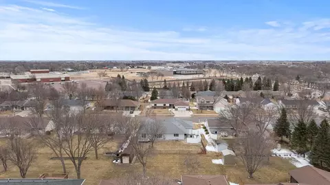 View/Area - 610 Deschepper St, Marshall, MN 56258 photo 2 of 5