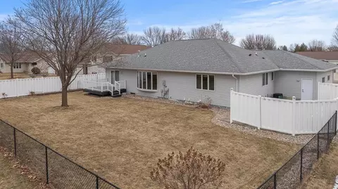 Exterior - 610 Deschepper St, Marshall, MN 56258 photo 7 of 10