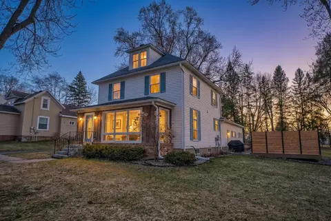 314 E Rosenlund St, Woodville, WI 54028