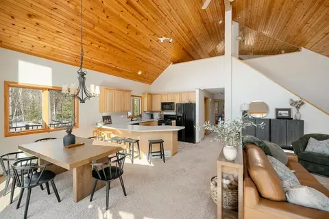Dining - 5150 Lindahl Rd, Duluth, MN 55811 photo 1 of 1
