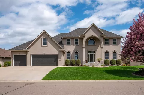 2210 Lancaster Ave NE, Saint Michael, MN 55376