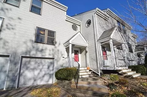 244 3rd Ave NE, Minneapolis, MN 55413