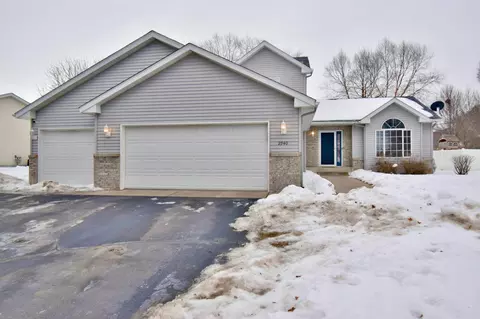 2940 Crescent Ridge Trl, Saint Cloud, MN 56301