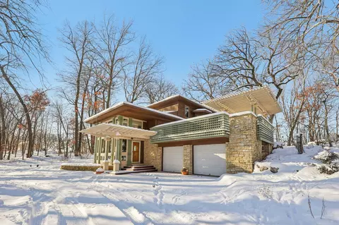 8180 Saint Croix Trl S, Hastings, MN 55033