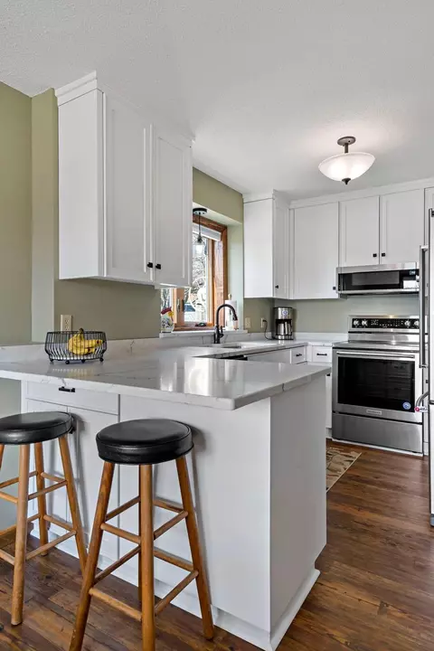 111506 Bender Ct, Chaska, MN 55318