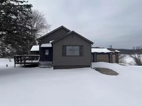 n5497 County Road De, Bangor, WI 54614