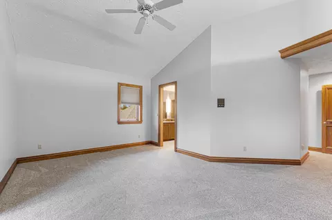 Bedroom - 24 Greenhaven Bay, Faribault, MN 55021 photo 5 of 5