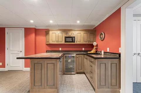 Kitchen - 24 Greenhaven Bay, Faribault, MN 55021 photo 9 of 9