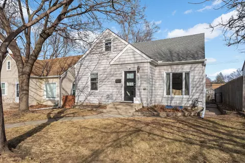 2837 Louisiana Ave S, Saint Louis Park, MN 55426