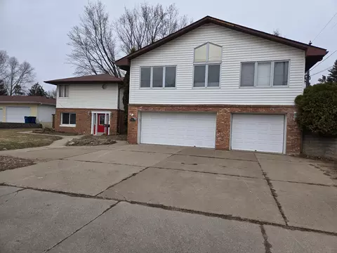 2100 Wentworth Ave, South Saint Paul, MN 55075